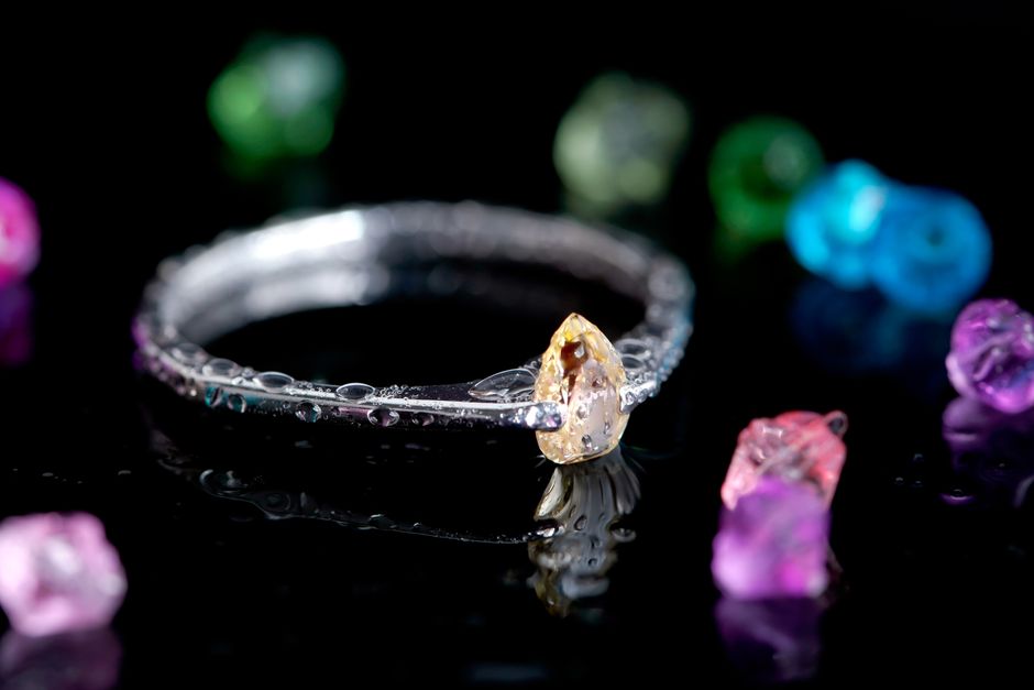 Sieradensymboliek: Betekenis van Oog, Hamsa, Hart, Infinity & Meer